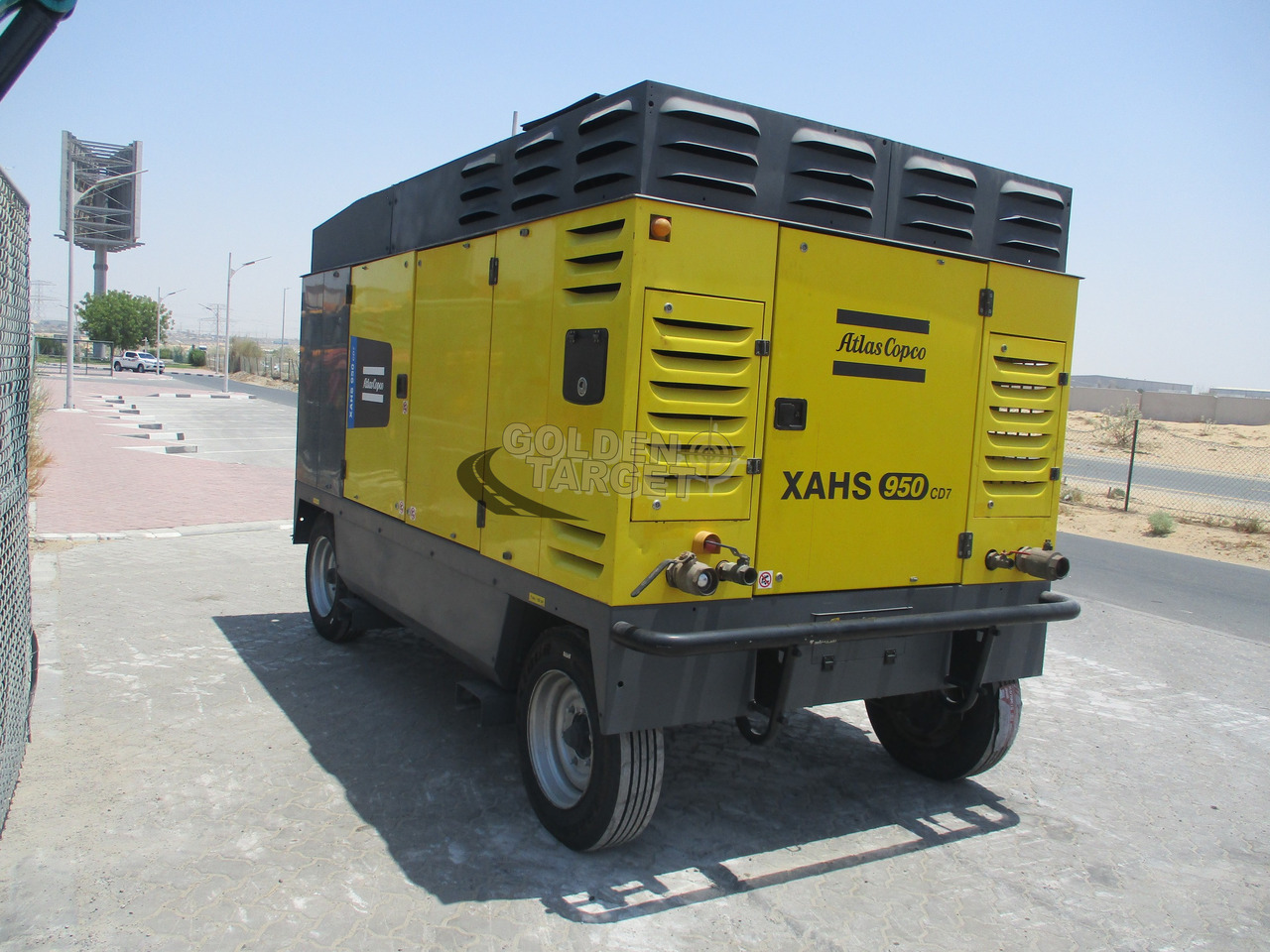 ATLAS COPCO XAHS950CD - Ilmakompressori: kuva ATLAS COPCO XAHS950CD - Ilmakompressori ATLAS COPCO XAHS950CD - Ilmakompressori: kuva ATLAS COPCO XAHS950CD - Ilmakompressori