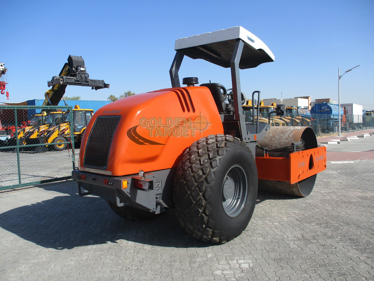 HAMM 311D Single Drum Roller - Tiivistyskone: kuva HAMM 311D Single Drum Roller - Tiivistyskone HAMM 311D Single Drum Roller - Tiivistyskone: kuva HAMM 311D Single Drum Roller - Tiivistyskone