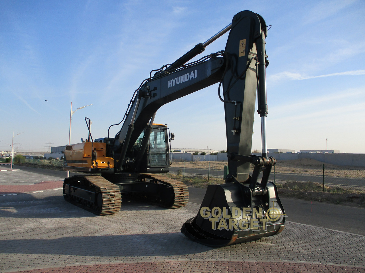 HYUNDAI HX360L Hydraulic Excavator - Kaivuri: kuva HYUNDAI HX360L Hydraulic Excavator - Kaivuri HYUNDAI HX360L Hydraulic Excavator - Kaivuri: kuva HYUNDAI HX360L Hydraulic Excavator - Kaivuri