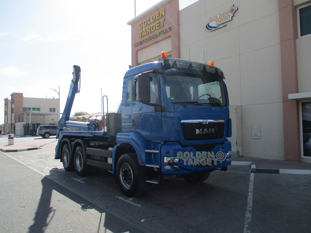 MAN TGS 26.440 6x4 Skip Loader - Nostovarsi-vaihtolavakuorma kuorma-auto: kuva MAN TGS 26.440 6x4 Skip Loader - Nostovarsi-vaihtolavakuorma kuorma-auto MAN TGS 26.440 6x4 Skip Loader - Nostovarsi-vaihtolavakuorma kuorma-auto: kuva MAN TGS 26.440 6x4 Skip Loader - Nostovarsi-vaihtolavakuorma kuorma-auto