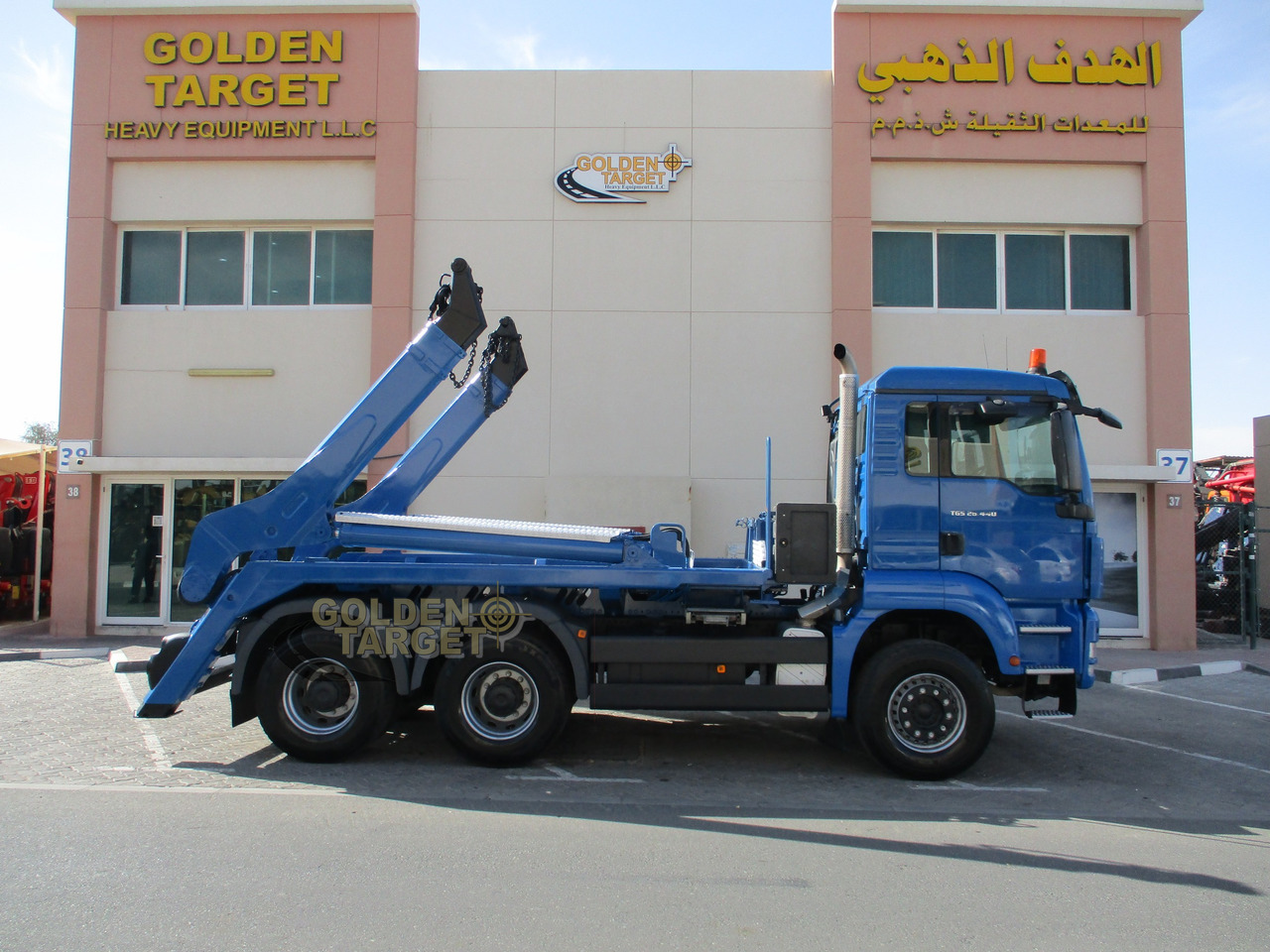 MAN TGS 26.440 6x4 Skip Loader - Nostovarsi-vaihtolavakuorma kuorma-auto: kuva MAN TGS 26.440 6x4 Skip Loader - Nostovarsi-vaihtolavakuorma kuorma-auto MAN TGS 26.440 6x4 Skip Loader - Nostovarsi-vaihtolavakuorma kuorma-auto: kuva MAN TGS 26.440 6x4 Skip Loader - Nostovarsi-vaihtolavakuorma kuorma-auto