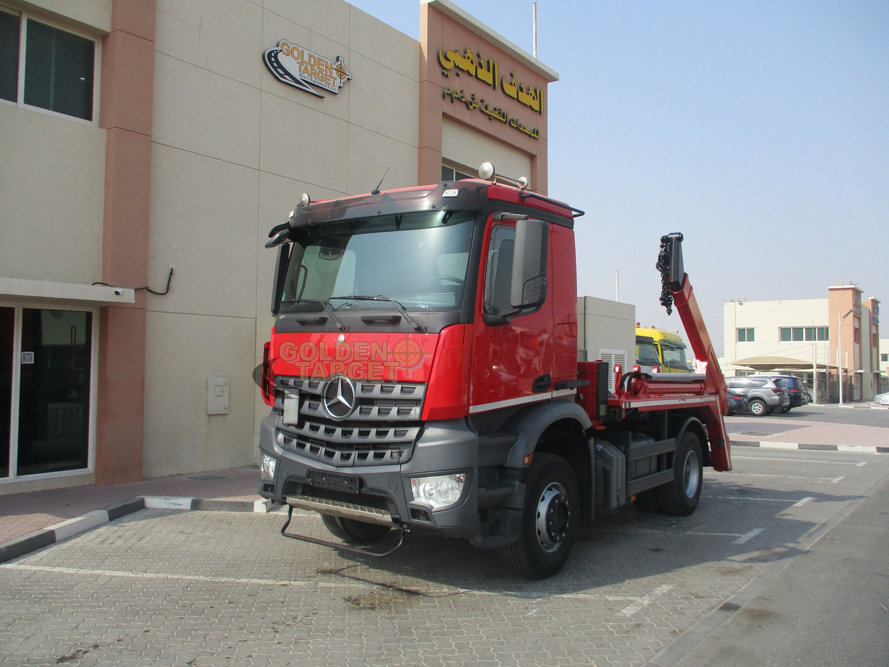 MERCEDES-BENZ Arocs 1832 4x2 Skip Loader - Nostovarsi-vaihtolavakuorma kuorma-auto: kuva MERCEDES-BENZ Arocs 1832 4x2 Skip Loader - Nostovarsi-vaihtolavakuorma kuorma-auto MERCEDES-BENZ Arocs 1832 4x2 Skip Loader - Nostovarsi-vaihtolavakuorma kuorma-auto: kuva MERCEDES-BENZ Arocs 1832 4x2 Skip Loader - Nostovarsi-vaihtolavakuorma kuorma-auto