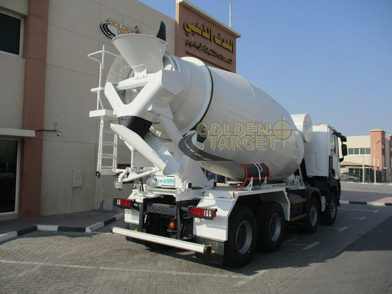 Renault K420 8×4 Mixer Truck - Betoniauto: kuva Renault K420 8×4 Mixer Truck - Betoniauto Renault K420 8×4 Mixer Truck - Betoniauto: kuva Renault K420 8×4 Mixer Truck - Betoniauto