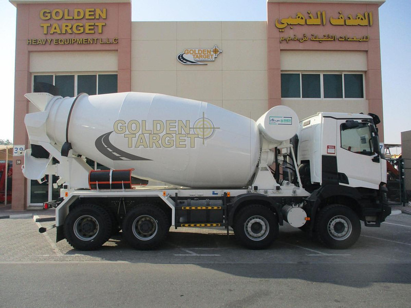Renault K420 8×4 Mixer Truck - Betoniauto: kuva Renault K420 8×4 Mixer Truck - Betoniauto Renault K420 8×4 Mixer Truck - Betoniauto: kuva Renault K420 8×4 Mixer Truck - Betoniauto