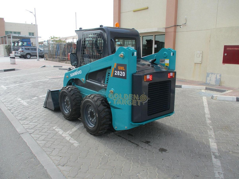 Sunward SWL 2820 Skid Steer Loader - Kuormaaja: kuva Sunward SWL 2820 Skid Steer Loader - Kuormaaja Sunward SWL 2820 Skid Steer Loader - Kuormaaja: kuva Sunward SWL 2820 Skid Steer Loader - Kuormaaja