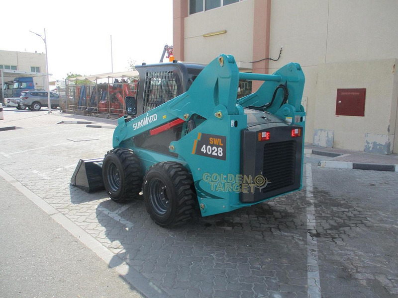 Sunward SWL4028 Skid Steer Loader - Kuormaaja: kuva Sunward SWL4028 Skid Steer Loader - Kuormaaja Sunward SWL4028 Skid Steer Loader - Kuormaaja: kuva Sunward SWL4028 Skid Steer Loader - Kuormaaja