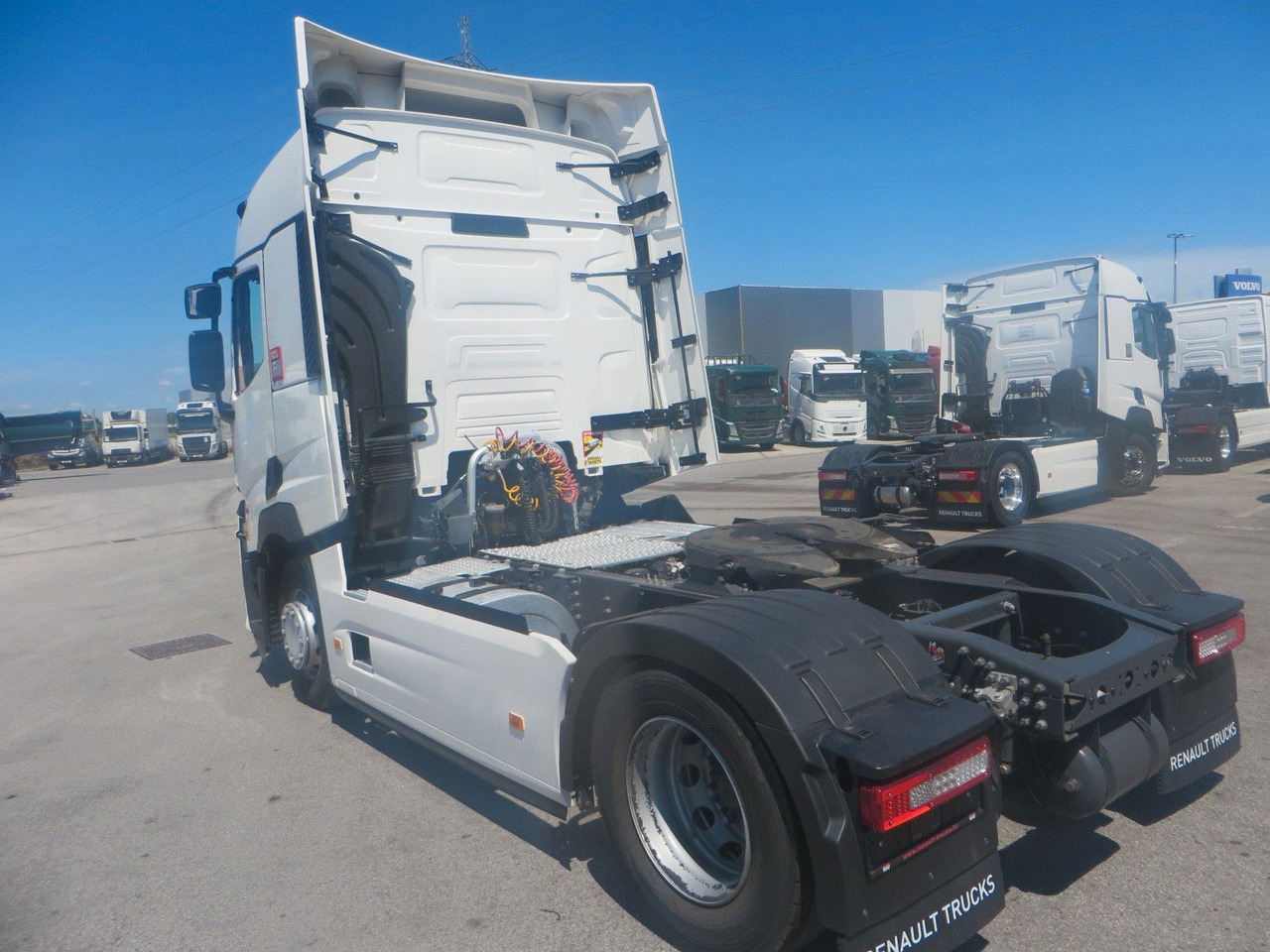 Renault T480 SC 4x2Tractor, Retarder - Vetopöytäauto: kuva Renault T480 SC 4x2Tractor, Retarder - Vetopöytäauto Renault T480 SC 4x2Tractor, Retarder - Vetopöytäauto: kuva Renault T480 SC 4x2Tractor, Retarder - Vetopöytäauto