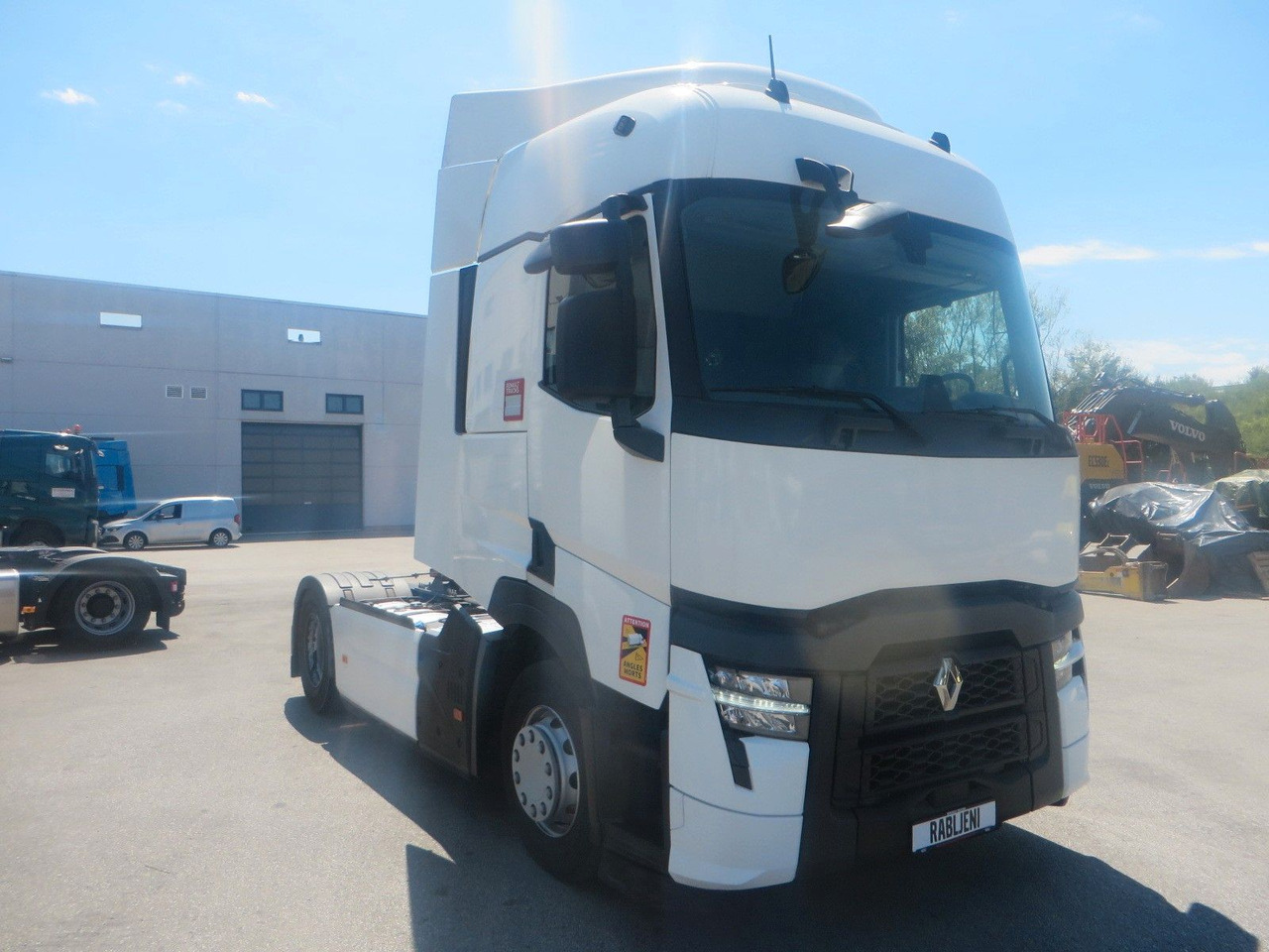 Renault T480 SC 4x2Tractor, Retarder - Vetopöytäauto: kuva Renault T480 SC 4x2Tractor, Retarder - Vetopöytäauto Renault T480 SC 4x2Tractor, Retarder - Vetopöytäauto: kuva Renault T480 SC 4x2Tractor, Retarder - Vetopöytäauto