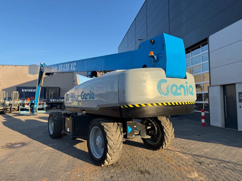 Genie SX 135 XC - Kuukulkija: kuva Genie SX 135 XC - Kuukulkija Genie SX 135 XC - Kuukulkija: kuva Genie SX 135 XC - Kuukulkija