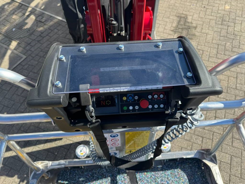 Uusi Puomilava Hinowa Lightlift 20.10: kuva Uusi Puomilava Hinowa Lightlift 20.10