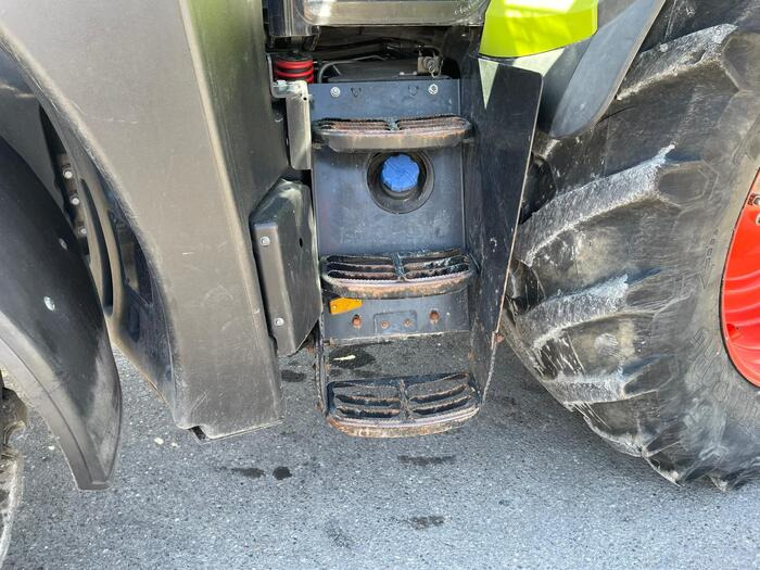 Claas Arion 650 - Traktori: kuva Claas Arion 650 - Traktori Claas Arion 650 - Traktori: kuva Claas Arion 650 - Traktori