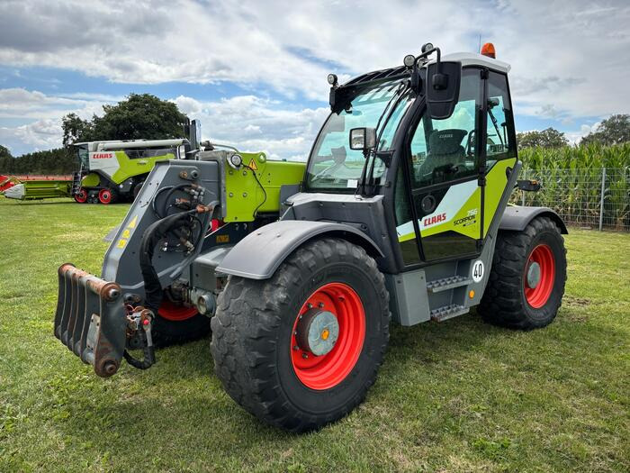 Claas SCORPION 756 VP ST5 - Kurottaja: kuva Claas SCORPION 756 VP ST5 - Kurottaja Claas SCORPION 756 VP ST5 - Kurottaja: kuva Claas SCORPION 756 VP ST5 - Kurottaja