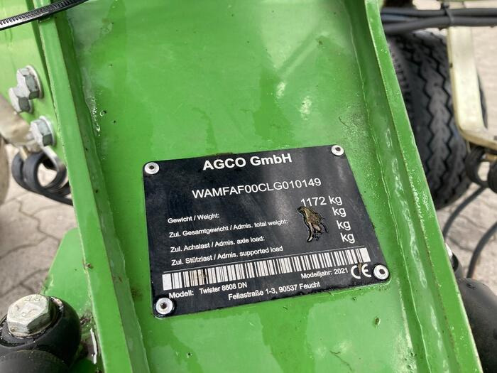 Fendt Twister 8608 DN - Pöyhin: kuva Fendt Twister 8608 DN - Pöyhin Fendt Twister 8608 DN - Pöyhin: kuva Fendt Twister 8608 DN - Pöyhin