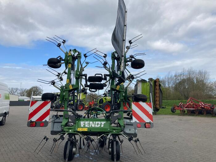 Fendt Twister 8608 DN - Pöyhin: kuva Fendt Twister 8608 DN - Pöyhin Fendt Twister 8608 DN - Pöyhin: kuva Fendt Twister 8608 DN - Pöyhin