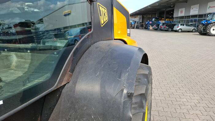 JCB TM 310 Teleskopradlader - Kurottaja: kuva JCB TM 310 Teleskopradlader - Kurottaja JCB TM 310 Teleskopradlader - Kurottaja: kuva JCB TM 310 Teleskopradlader - Kurottaja