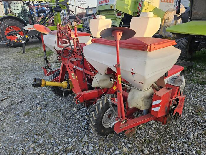 Kverneland Einzelkornsämaschine 4reihig - Kylvökone: kuva Kverneland Einzelkornsämaschine 4reihig - Kylvökone Kverneland Einzelkornsämaschine 4reihig - Kylvökone: kuva Kverneland Einzelkornsämaschine 4reihig - Kylvökone