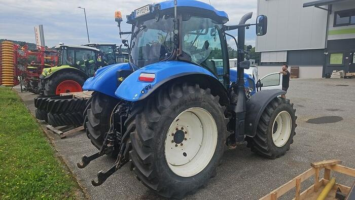 New Holland T6.160 Auto Command - Traktori: kuva New Holland T6.160 Auto Command - Traktori New Holland T6.160 Auto Command - Traktori: kuva New Holland T6.160 Auto Command - Traktori