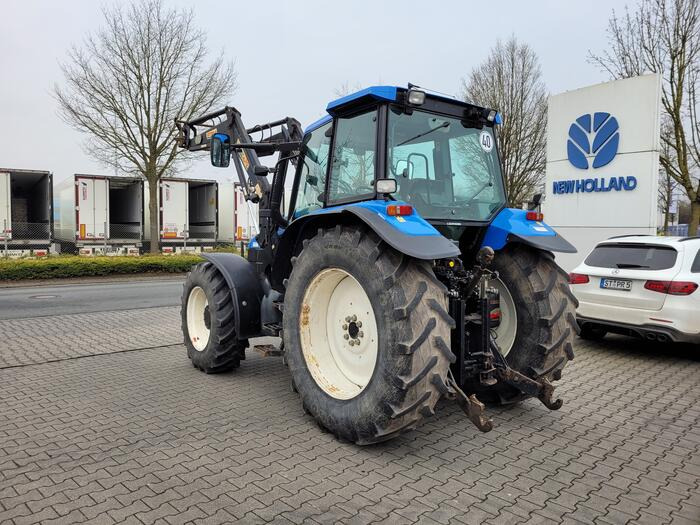 New Holland TS 115 - Traktori: kuva New Holland TS 115 - Traktori New Holland TS 115 - Traktori: kuva New Holland TS 115 - Traktori