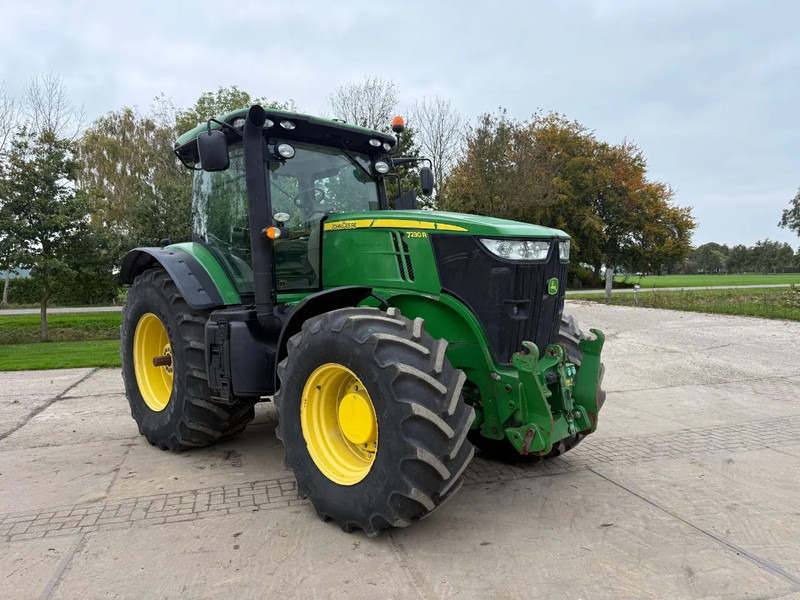 John Deere 7230R AP Trekker R serie 7230 - Traktori: kuva John Deere 7230R AP Trekker R serie 7230 - Traktori John Deere 7230R AP Trekker R serie 7230 - Traktori: kuva John Deere 7230R AP Trekker R serie 7230 - Traktori