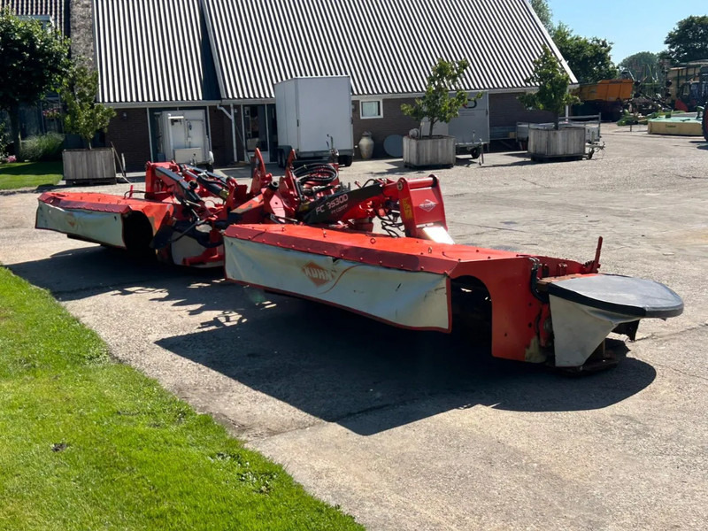 Kuhn FC 9530 D Lift control Kneuzer triple maaier - Niittokone: kuva Kuhn FC 9530 D Lift control Kneuzer triple maaier - Niittokone Kuhn FC 9530 D Lift control Kneuzer triple maaier - Niittokone: kuva Kuhn FC 9530 D Lift control Kneuzer triple maaier - Niittokone