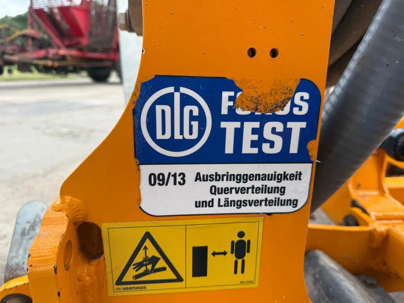 Veenhuis Terraject DISC 5.00 Schijvenegg Bemester Bouwlandinjecteur - Maatalouskoneet: kuva Veenhuis Terraject DISC 5.00 Schijvenegg Bemester Bouwlandinjecteur - Maatalouskoneet Veenhuis Terraject DISC 5.00 Schijvenegg Bemester Bouwlandinjecteur - Maatalouskoneet: kuva Veenhuis Terraject DISC 5.00 Schijvenegg Bemester Bouwlandinjecteur - Maatalouskoneet