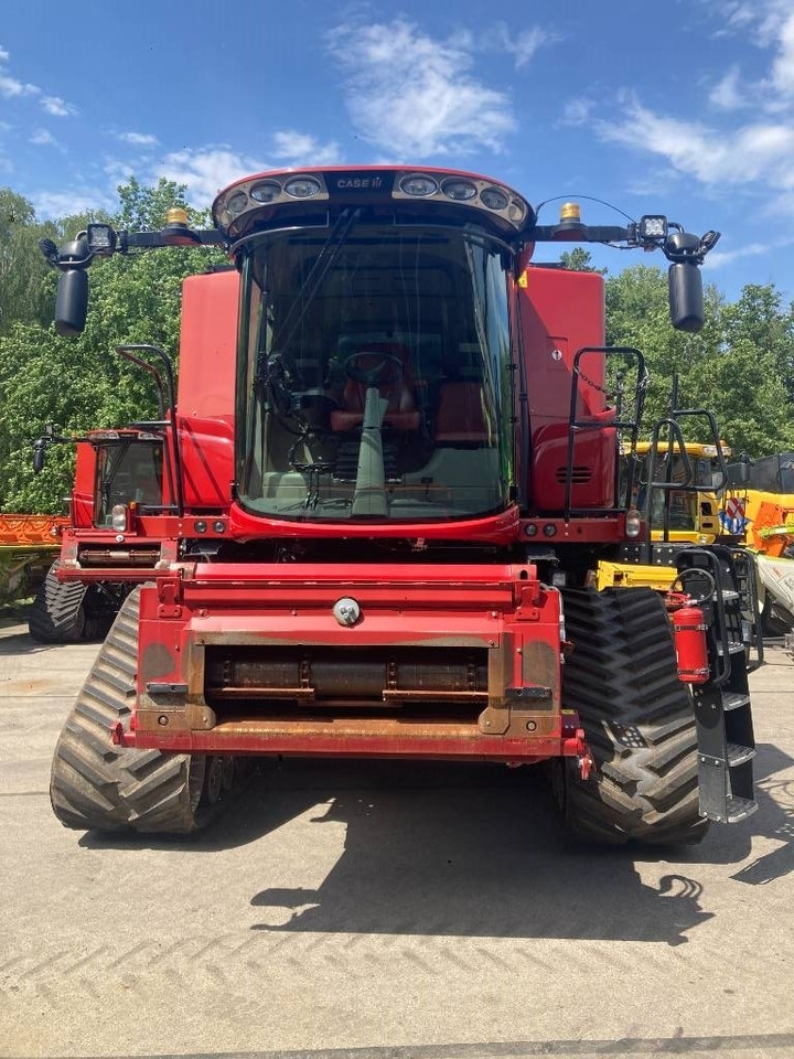 Case IH 9240 - Leikkuupuimuri: kuva Case IH 9240 - Leikkuupuimuri Case IH 9240 - Leikkuupuimuri: kuva Case IH 9240 - Leikkuupuimuri