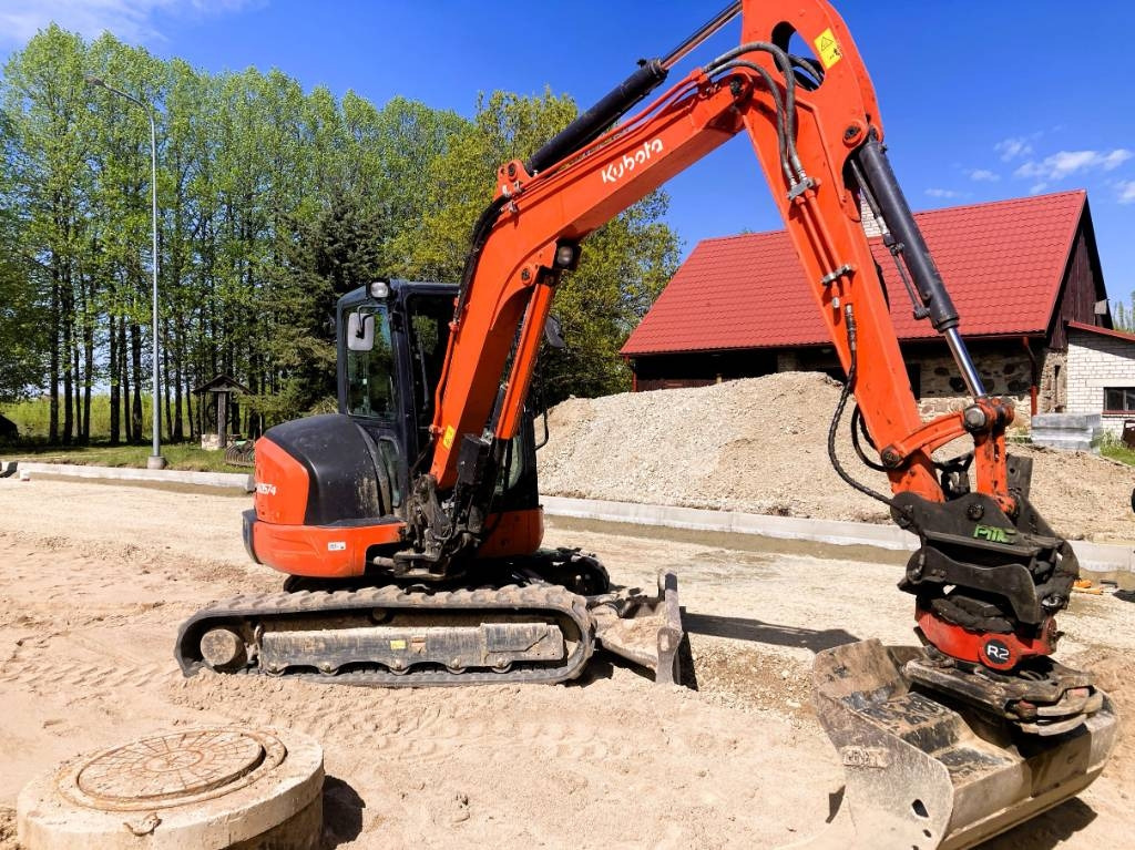 Kubota KX 057-4 - Minikuormaaja: kuva Kubota KX 057-4 - Minikuormaaja Kubota KX 057-4 - Minikuormaaja: kuva Kubota KX 057-4 - Minikuormaaja