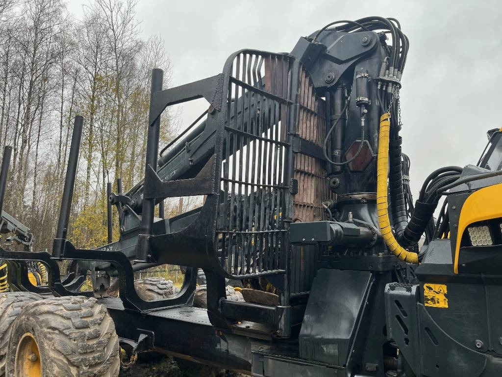 Ponsse Buffalo 8W - Kuormatraktori: kuva Ponsse Buffalo 8W - Kuormatraktori Ponsse Buffalo 8W - Kuormatraktori: kuva Ponsse Buffalo 8W - Kuormatraktori