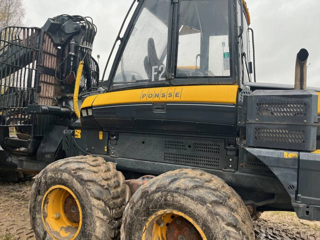 Ponsse Buffalo 8W - Kuormatraktori: kuva Ponsse Buffalo 8W - Kuormatraktori Ponsse Buffalo 8W - Kuormatraktori: kuva Ponsse Buffalo 8W - Kuormatraktori