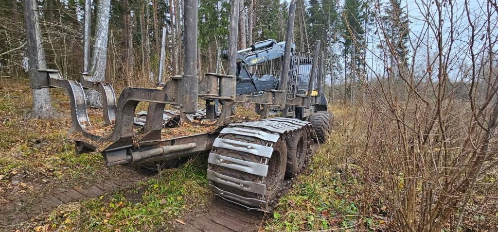 Ponsse Buffalo 8W - Kuormatraktori: kuva Ponsse Buffalo 8W - Kuormatraktori Ponsse Buffalo 8W - Kuormatraktori: kuva Ponsse Buffalo 8W - Kuormatraktori