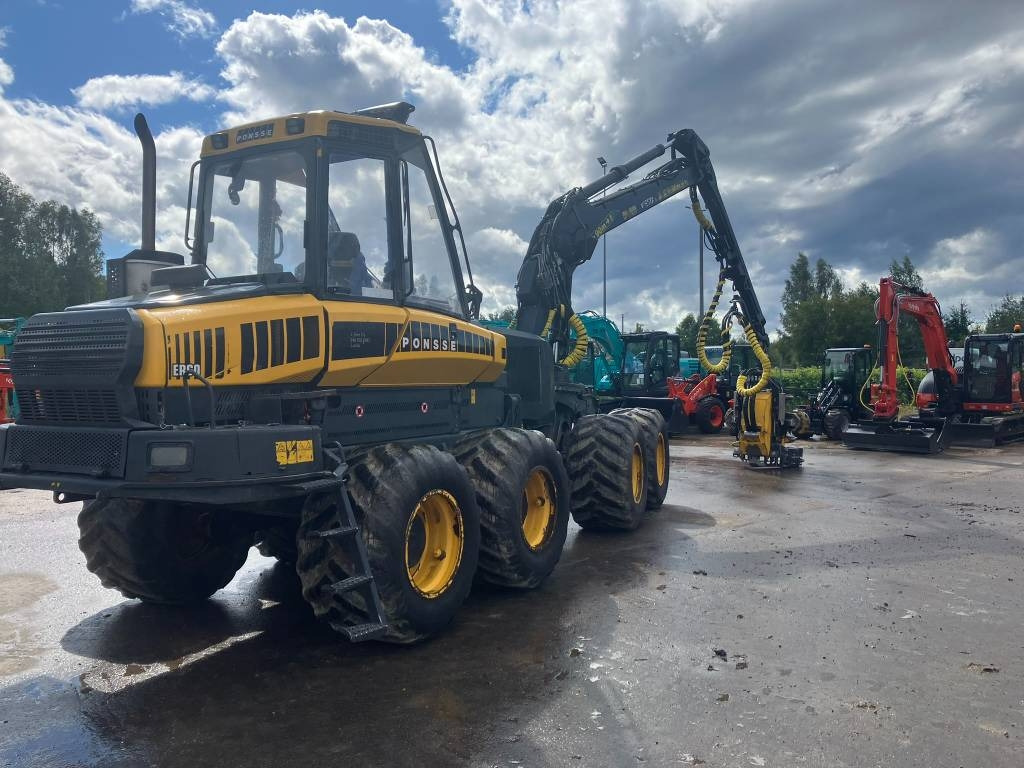 Ponsse Ergo 8W - Harvesteri: kuva Ponsse Ergo 8W - Harvesteri Ponsse Ergo 8W - Harvesteri: kuva Ponsse Ergo 8W - Harvesteri