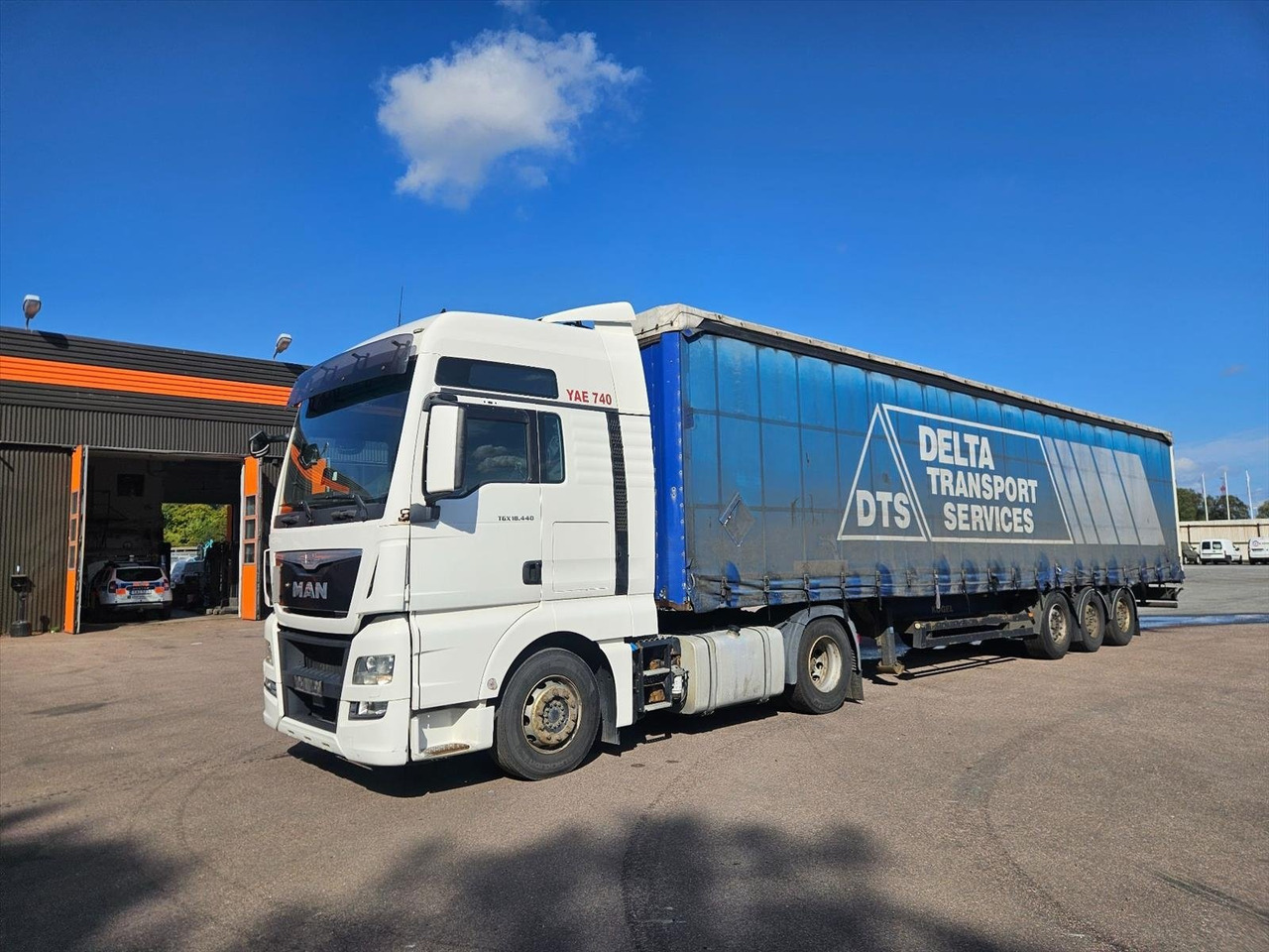 Dragbil MAN TGX 18.440 4X2 BLS -2015 | Kögel - Vetopöytäauto, Pressukapellipuoliperävaunu: kuva Dragbil MAN TGX 18.440 4X2 BLS -2015 | Kögel - Vetopöytäauto, Pressukapellipuoliperävaunu Dragbil MAN TGX 18.440 4X2 BLS -2015 | Kögel - Vetopöytäauto, Pressukapellipuoliperävaunu: kuva Dragbil MAN TGX 18.440 4X2 BLS -2015 | Kögel - Vetopöytäauto, Pressukapellipuoliperävaunu