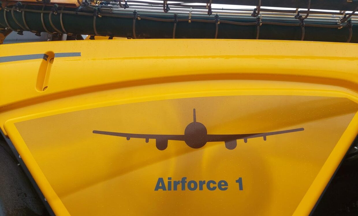 Danfoil Airforce 1 24-36 - Itsekulkeva kasvinsuojeluruisku: kuva Danfoil Airforce 1 24-36 - Itsekulkeva kasvinsuojeluruisku Danfoil Airforce 1 24-36 - Itsekulkeva kasvinsuojeluruisku: kuva Danfoil Airforce 1 24-36 - Itsekulkeva kasvinsuojeluruisku