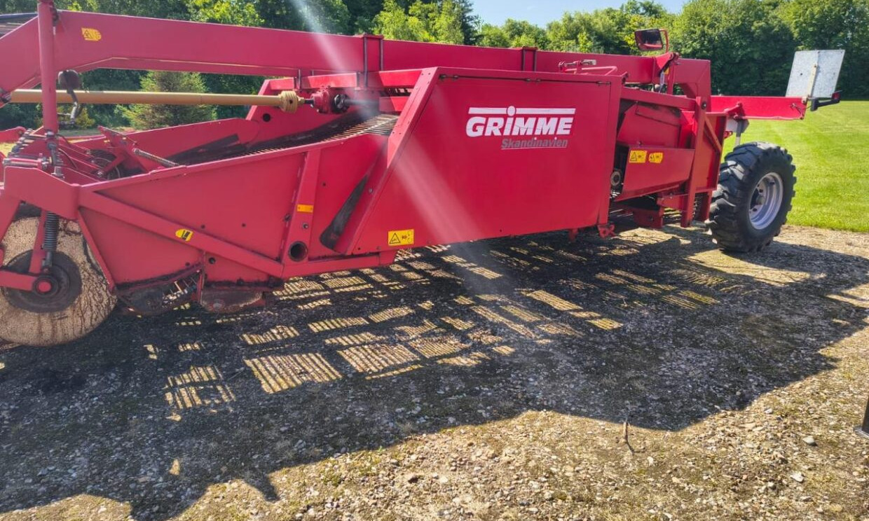 Grimme RL3000 - Perunannostokone: kuva Grimme RL3000 - Perunannostokone Grimme RL3000 - Perunannostokone: kuva Grimme RL3000 - Perunannostokone