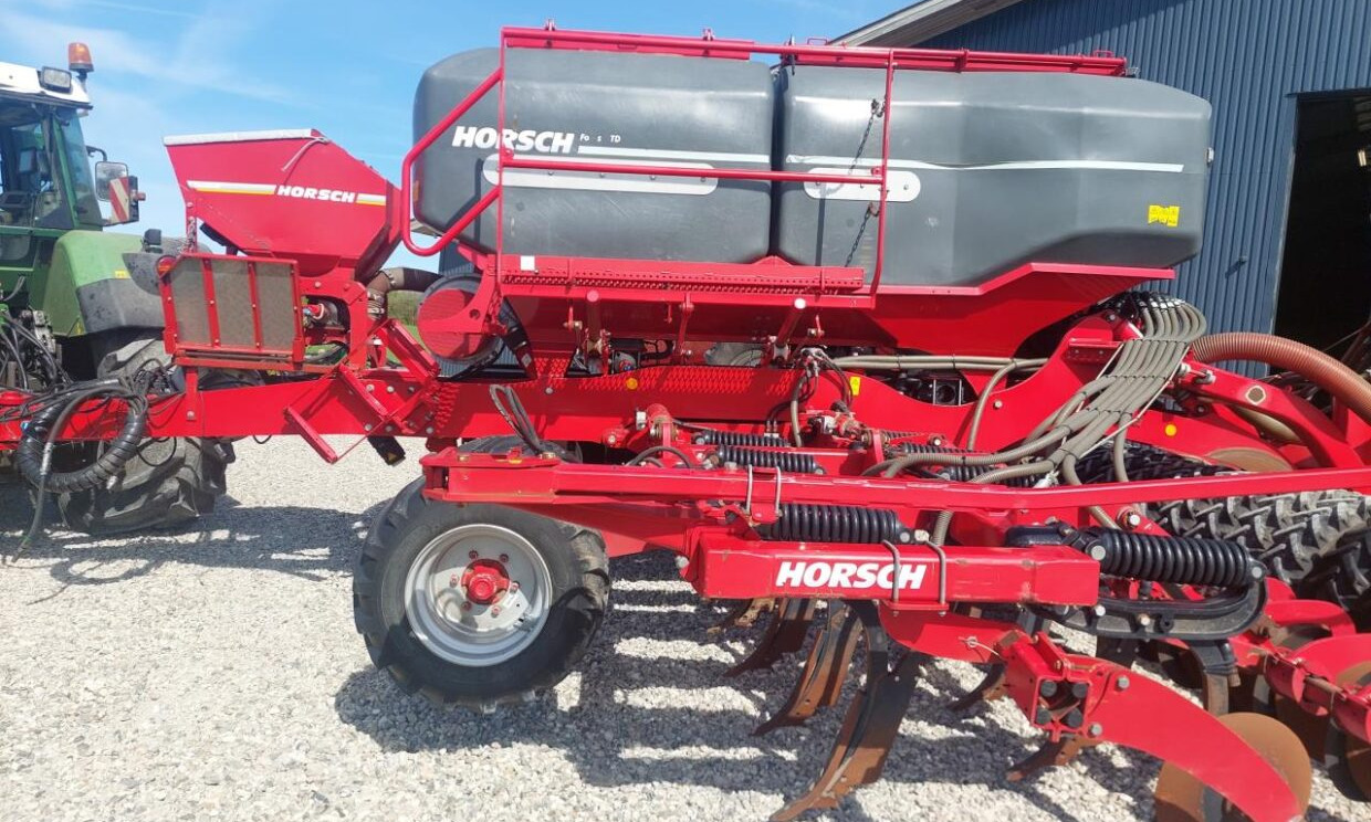 Kylvökone Horsch Focus 6 TD - 3 Punkt: kuva Kylvökone Horsch Focus 6 TD - 3 Punkt Kylvökone Horsch Focus 6 TD - 3 Punkt: kuva Kylvökone Horsch Focus 6 TD - 3 Punkt