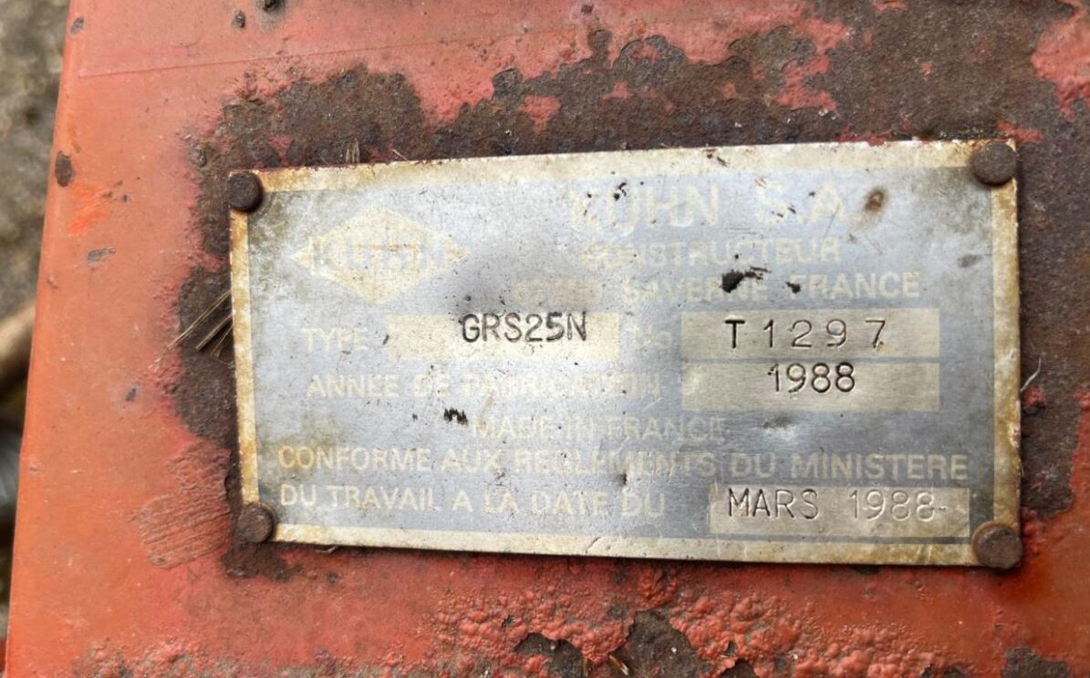 Kuhn GSR 25 N - Pöyhin: kuva Kuhn GSR 25 N - Pöyhin Kuhn GSR 25 N - Pöyhin: kuva Kuhn GSR 25 N - Pöyhin