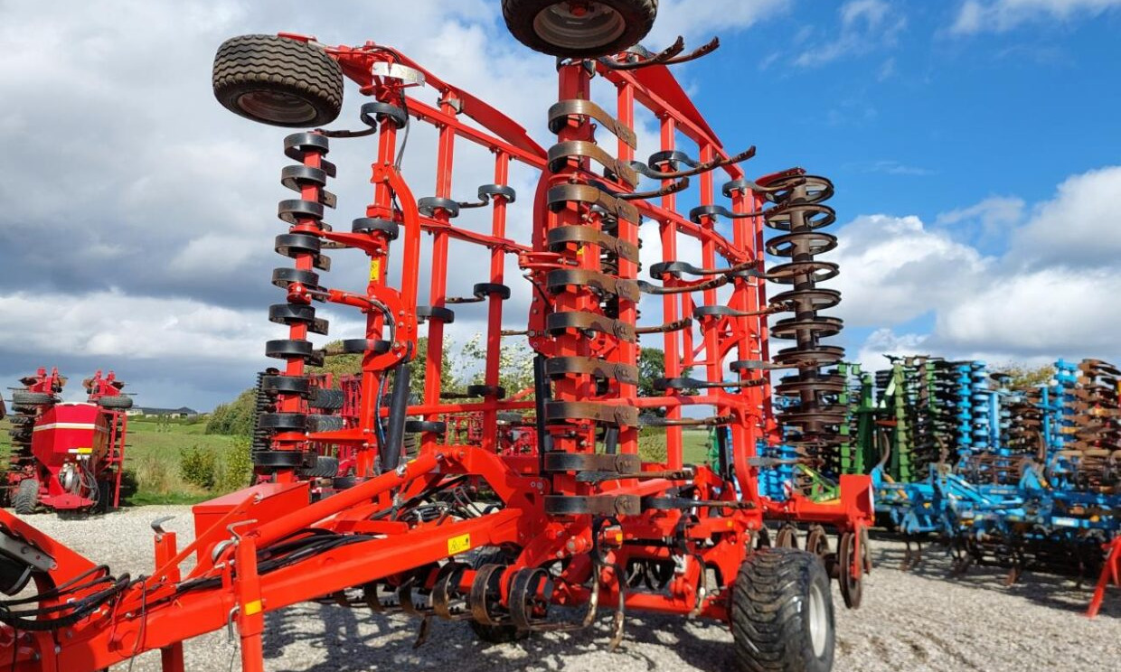 Kuhn Prolander 7500 - Äes: kuva Kuhn Prolander 7500 - Äes Kuhn Prolander 7500 - Äes: kuva Kuhn Prolander 7500 - Äes