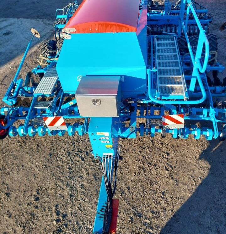 Kylvökone Lemken COMPACT-SOLITAIR 9/600 K HD: kuva Kylvökone Lemken COMPACT-SOLITAIR 9/600 K HD