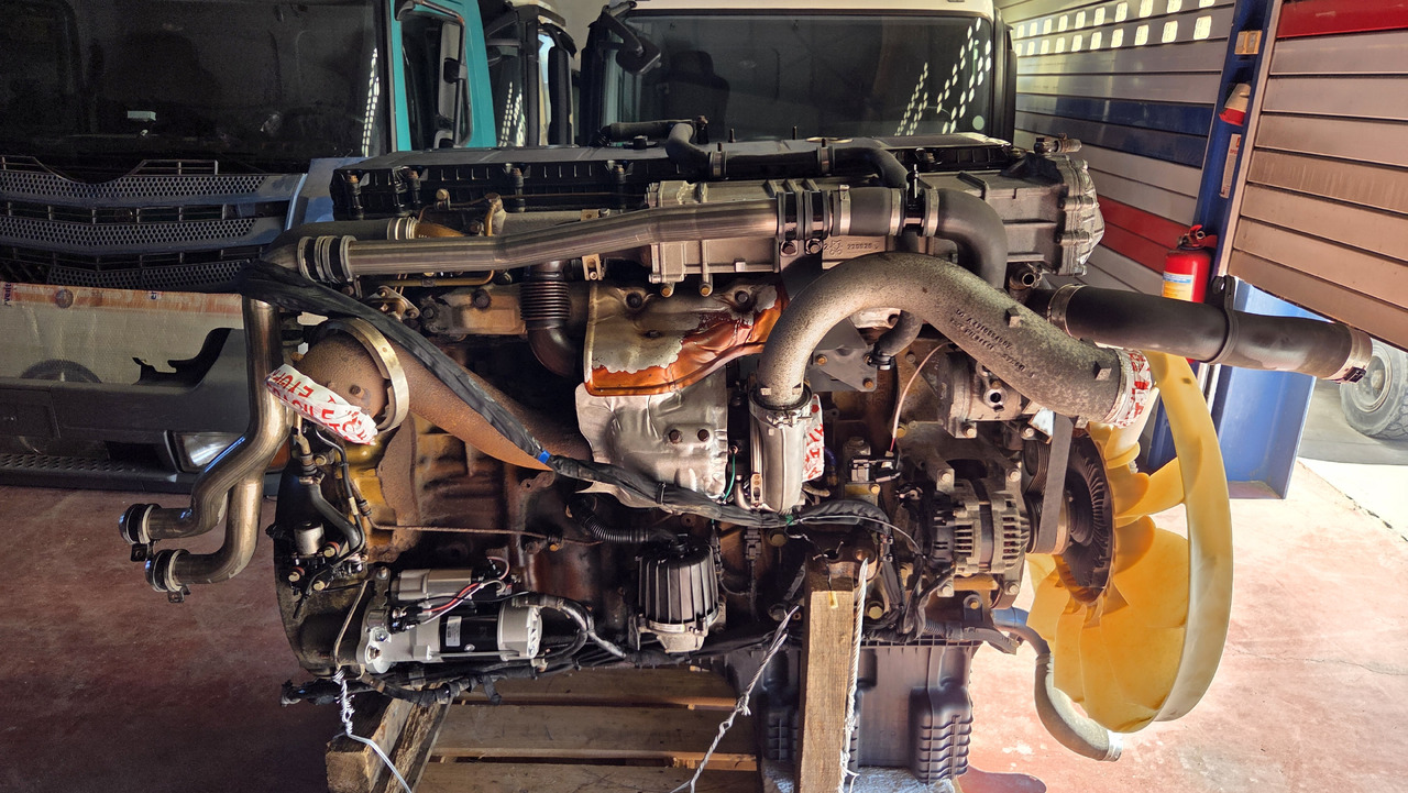 MERCEDES-BENZ ACTROS MP4 OM 471 LA EURO 6 - Moottori - Kuorma-auto: kuva MERCEDES-BENZ ACTROS MP4 OM 471 LA EURO 6 - Moottori - Kuorma-auto MERCEDES-BENZ ACTROS MP4 OM 471 LA EURO 6 - Moottori - Kuorma-auto: kuva MERCEDES-BENZ ACTROS MP4 OM 471 LA EURO 6 - Moottori - Kuorma-auto