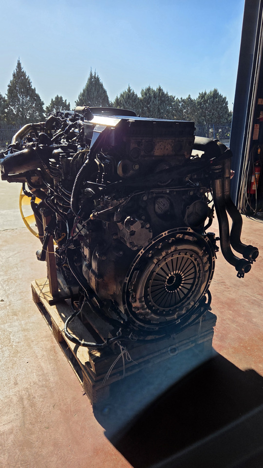 MERCEDES-BENZ ACTROS MP4 OM 471 LA EURO 6 - Moottori - Kuorma-auto: kuva MERCEDES-BENZ ACTROS MP4 OM 471 LA EURO 6 - Moottori - Kuorma-auto MERCEDES-BENZ ACTROS MP4 OM 471 LA EURO 6 - Moottori - Kuorma-auto: kuva MERCEDES-BENZ ACTROS MP4 OM 471 LA EURO 6 - Moottori - Kuorma-auto