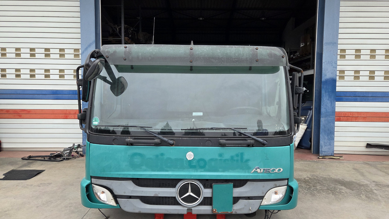 MERCEDES-BENZ ATEGO 3 EURO 5 - Ohjaamo - Kuorma-auto: kuva MERCEDES-BENZ ATEGO 3 EURO 5 - Ohjaamo - Kuorma-auto MERCEDES-BENZ ATEGO 3 EURO 5 - Ohjaamo - Kuorma-auto: kuva MERCEDES-BENZ ATEGO 3 EURO 5 - Ohjaamo - Kuorma-auto
