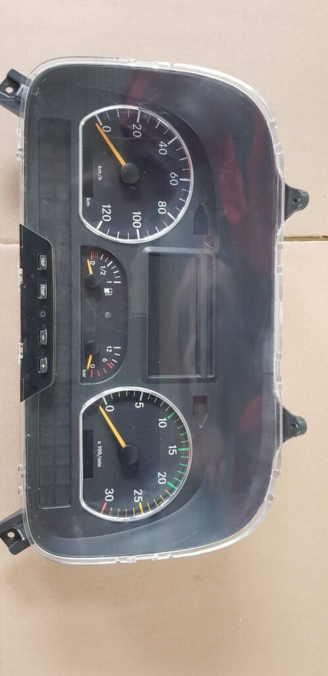 Mercedes-Benz AXOR EURO 5 - Kojelauta - Kuorma-auto: kuva Mercedes-Benz AXOR EURO 5 - Kojelauta - Kuorma-auto Mercedes-Benz AXOR EURO 5 - Kojelauta - Kuorma-auto: kuva Mercedes-Benz AXOR EURO 5 - Kojelauta - Kuorma-auto