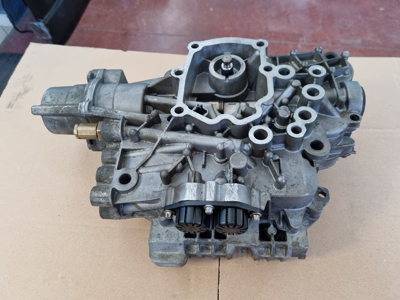 WABCO SHIFTING CYLINDER Mercedes-Benz ACTROS MP4 EURO 6 - Vaihdekeppi - Kuorma-auto: kuva WABCO SHIFTING CYLINDER Mercedes-Benz ACTROS MP4 EURO 6 - Vaihdekeppi - Kuorma-auto WABCO SHIFTING CYLINDER Mercedes-Benz ACTROS MP4 EURO 6 - Vaihdekeppi - Kuorma-auto: kuva WABCO SHIFTING CYLINDER Mercedes-Benz ACTROS MP4 EURO 6 - Vaihdekeppi - Kuorma-auto