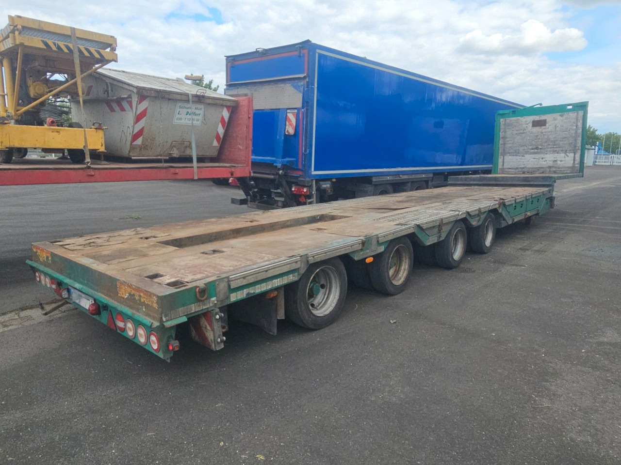 Meusburger MPG-4 Tieflader mit Radmulden 39.5t - Apuvaunu puoliperävaunu: kuva Meusburger MPG-4 Tieflader mit Radmulden 39.5t - Apuvaunu puoliperävaunu Meusburger MPG-4 Tieflader mit Radmulden 39.5t - Apuvaunu puoliperävaunu: kuva Meusburger MPG-4 Tieflader mit Radmulden 39.5t - Apuvaunu puoliperävaunu