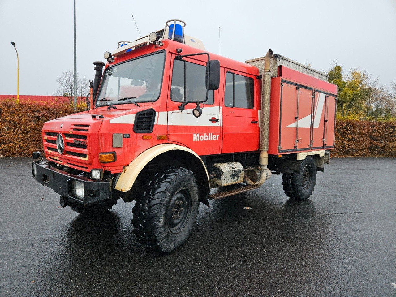 Unimog U4000 4x4 DOKA Tanklöschfahrzeug Feuerwehr - Säiliöauto: kuva Unimog U4000 4x4 DOKA Tanklöschfahrzeug Feuerwehr - Säiliöauto Unimog U4000 4x4 DOKA Tanklöschfahrzeug Feuerwehr - Säiliöauto: kuva Unimog U4000 4x4 DOKA Tanklöschfahrzeug Feuerwehr - Säiliöauto