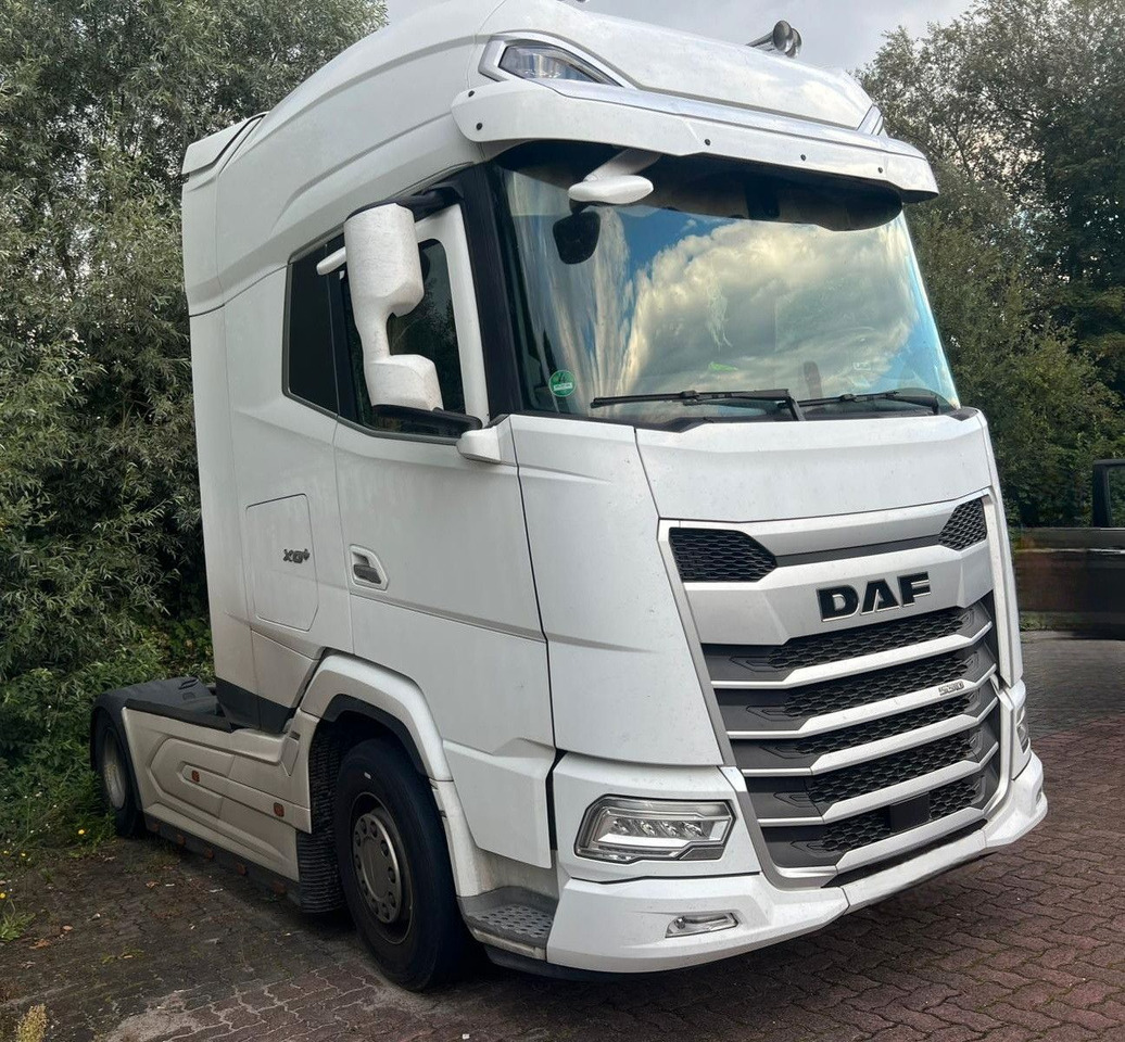 DAF XG+ 530 LEDER - Vetopöytäauto: kuva DAF XG+ 530 LEDER - Vetopöytäauto DAF XG+ 530 LEDER - Vetopöytäauto: kuva DAF XG+ 530 LEDER - Vetopöytäauto