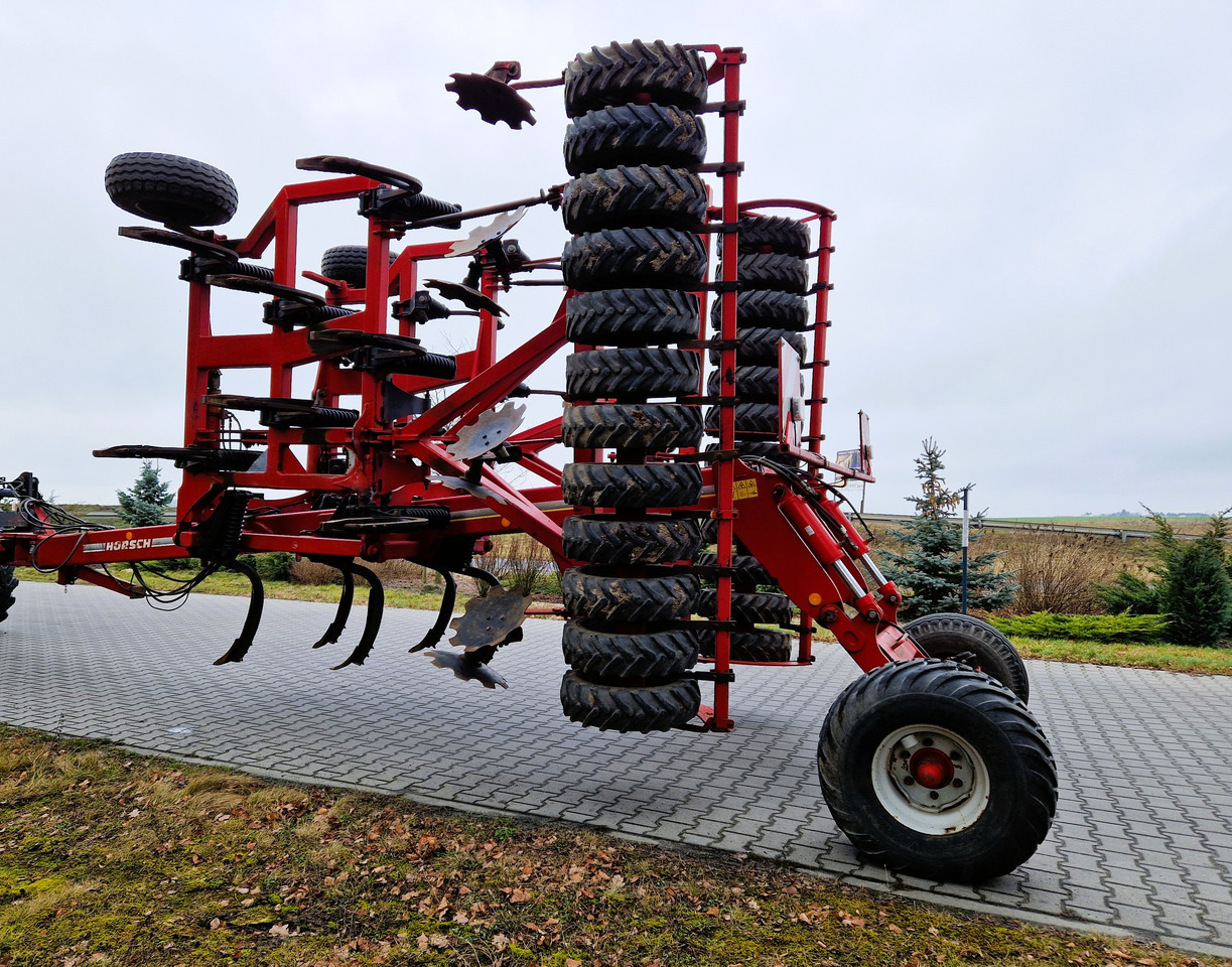 HORSCH Terrano 6 FX - Maanmuokkauskone: kuva HORSCH Terrano 6 FX - Maanmuokkauskone HORSCH Terrano 6 FX - Maanmuokkauskone: kuva HORSCH Terrano 6 FX - Maanmuokkauskone