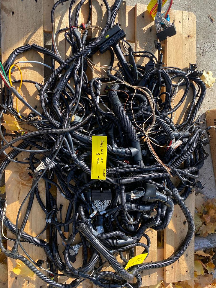 Case WX 165 - Kaapelit/ Johdot - Rakennuskoneet: kuva Case WX 165 - Kaapelit/ Johdot - Rakennuskoneet Case WX 165 - Kaapelit/ Johdot - Rakennuskoneet: kuva Case WX 165 - Kaapelit/ Johdot - Rakennuskoneet