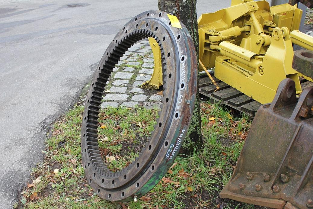 Furukawa 625 - Kääntökehä - Rakennuskoneet: kuva Furukawa 625 - Kääntökehä - Rakennuskoneet Furukawa 625 - Kääntökehä - Rakennuskoneet: kuva Furukawa 625 - Kääntökehä - Rakennuskoneet