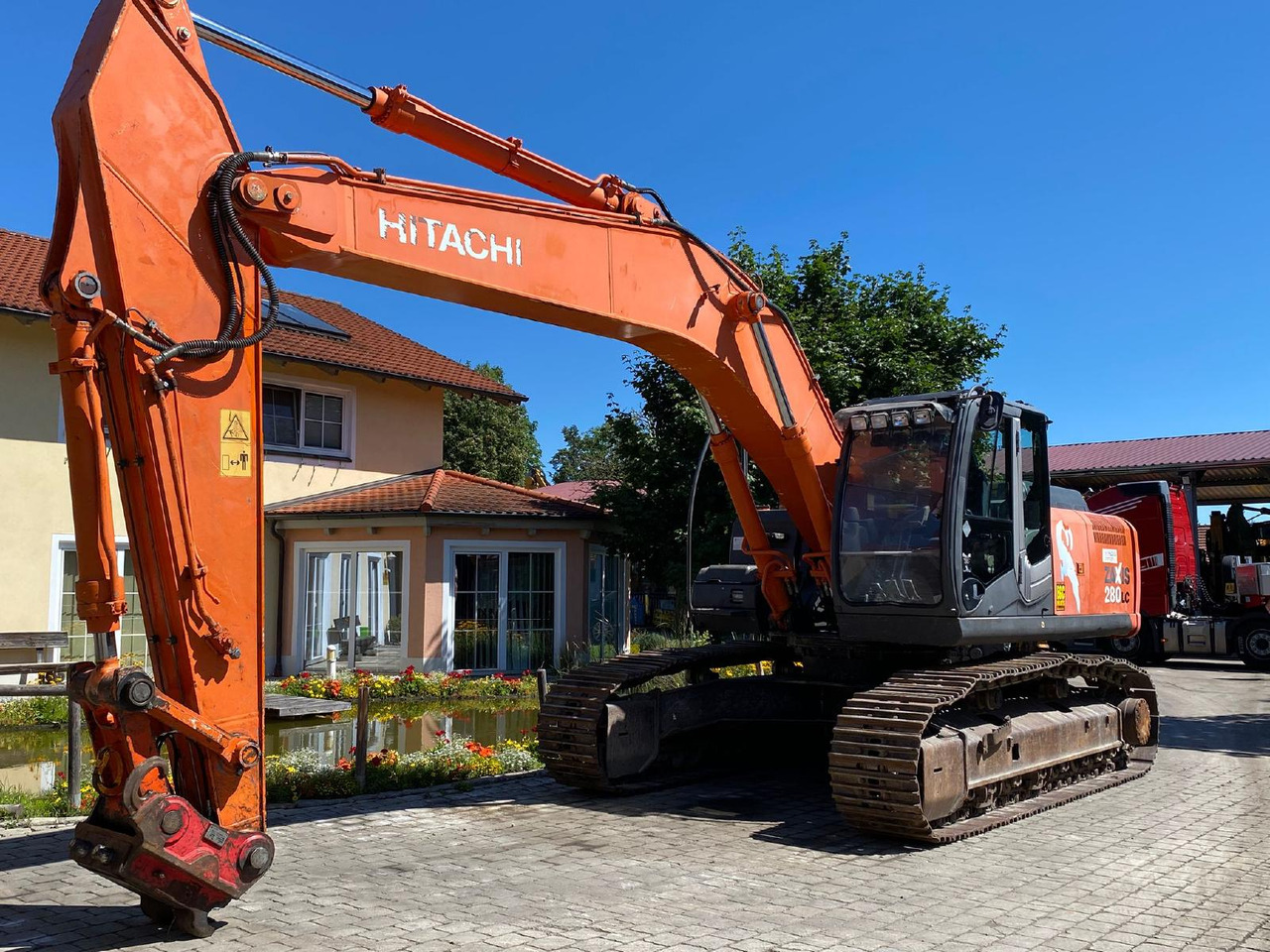 Hitachi ZX 280 LC -3 - Telakaivukone: kuva Hitachi ZX 280 LC -3 - Telakaivukone Hitachi ZX 280 LC -3 - Telakaivukone: kuva Hitachi ZX 280 LC -3 - Telakaivukone
